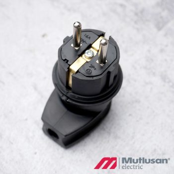 Вилка разборная 16 А 250 В IP44