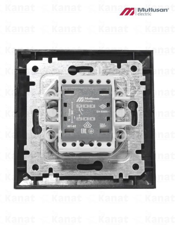 Выключатель с рамкой одноклавишный, серебристый